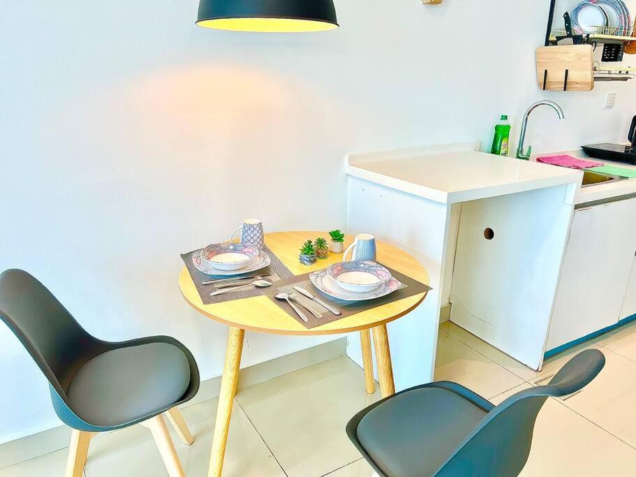 G 1-5Pax Cozy Home Trefoil Setia Alam 100Mps Wifi & Tv Sccc Екстер'єр фото