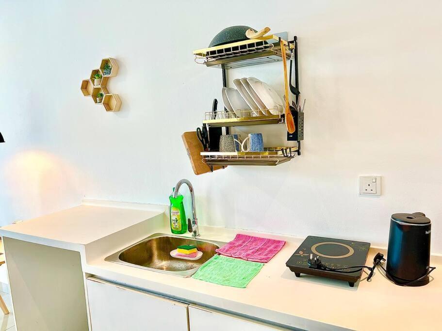 G 1-5Pax Cozy Home Trefoil Setia Alam 100Mps Wifi & Tv Sccc Екстер'єр фото
